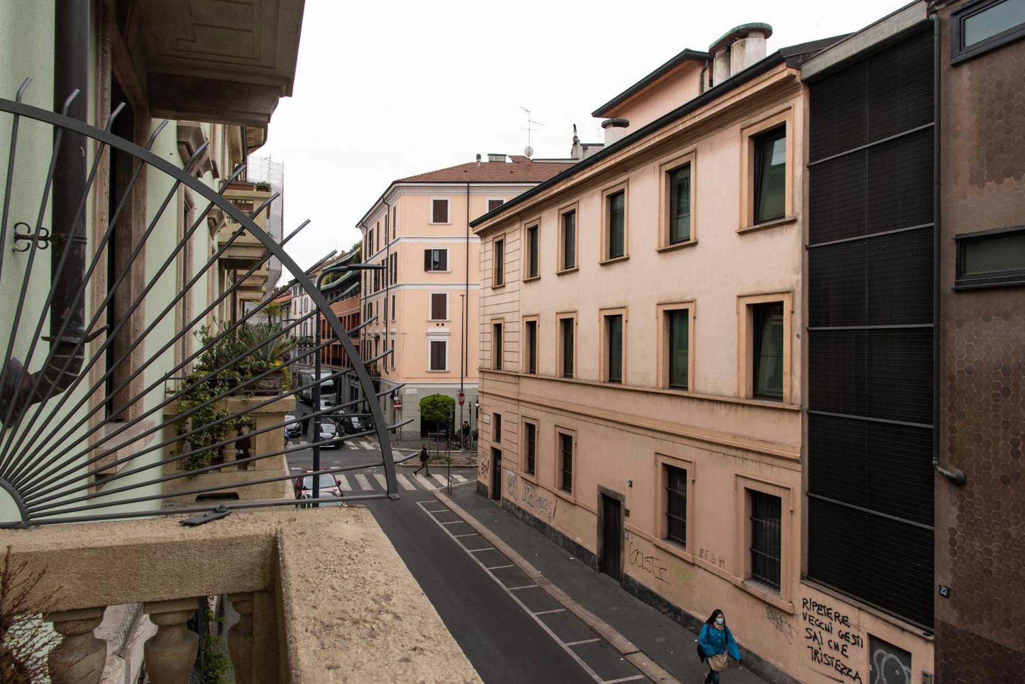 Youhosty - Chinatown Bright And Luxury Apartment Milão Exterior foto